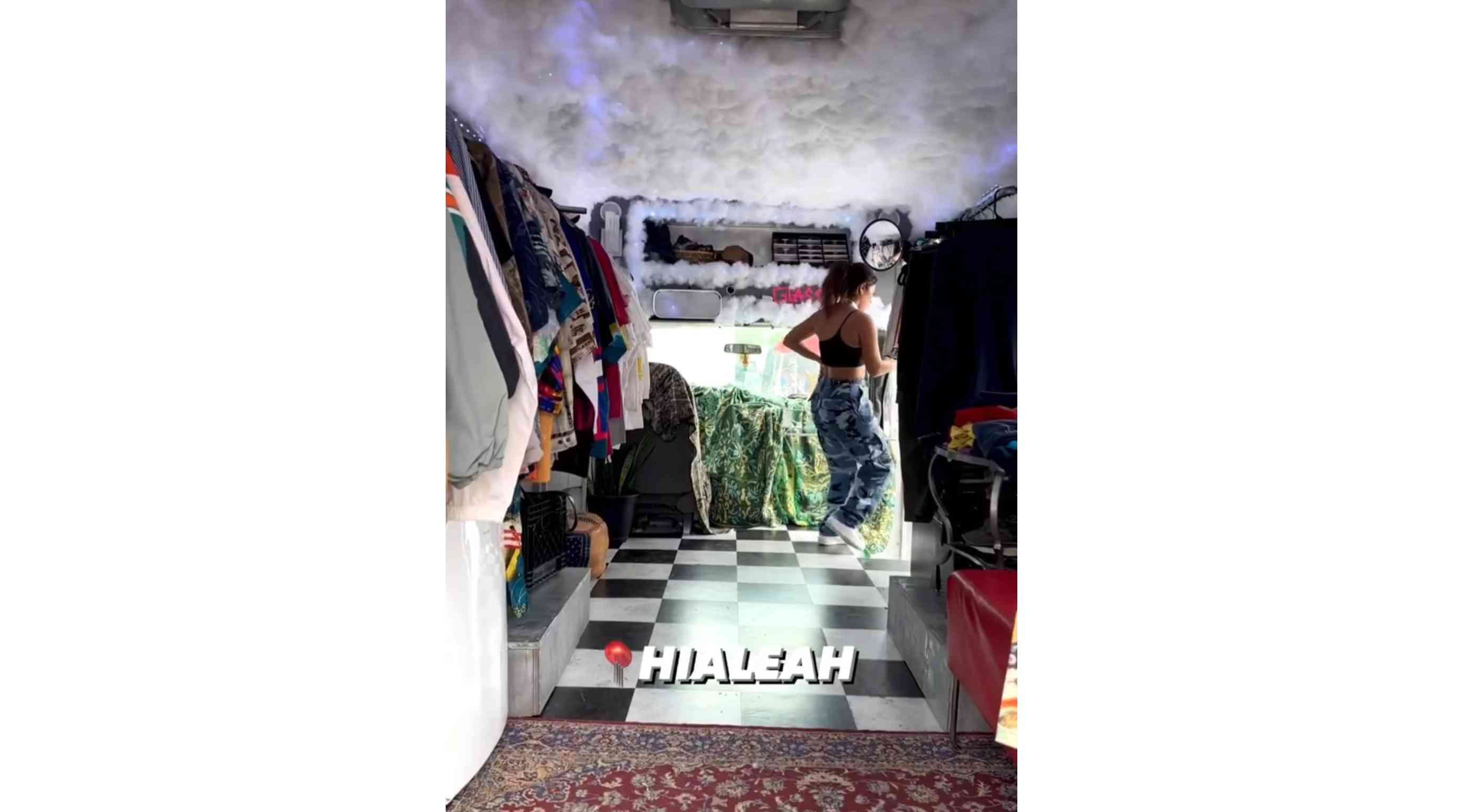 Thrift Vintage Outlet, Hialeah
