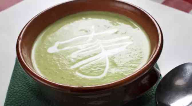 Crema de Espinacas Fácil y Ligera