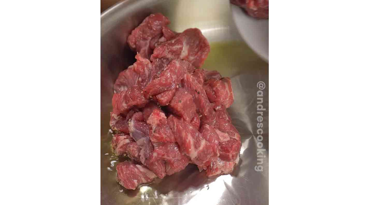  Beef Stroganoff