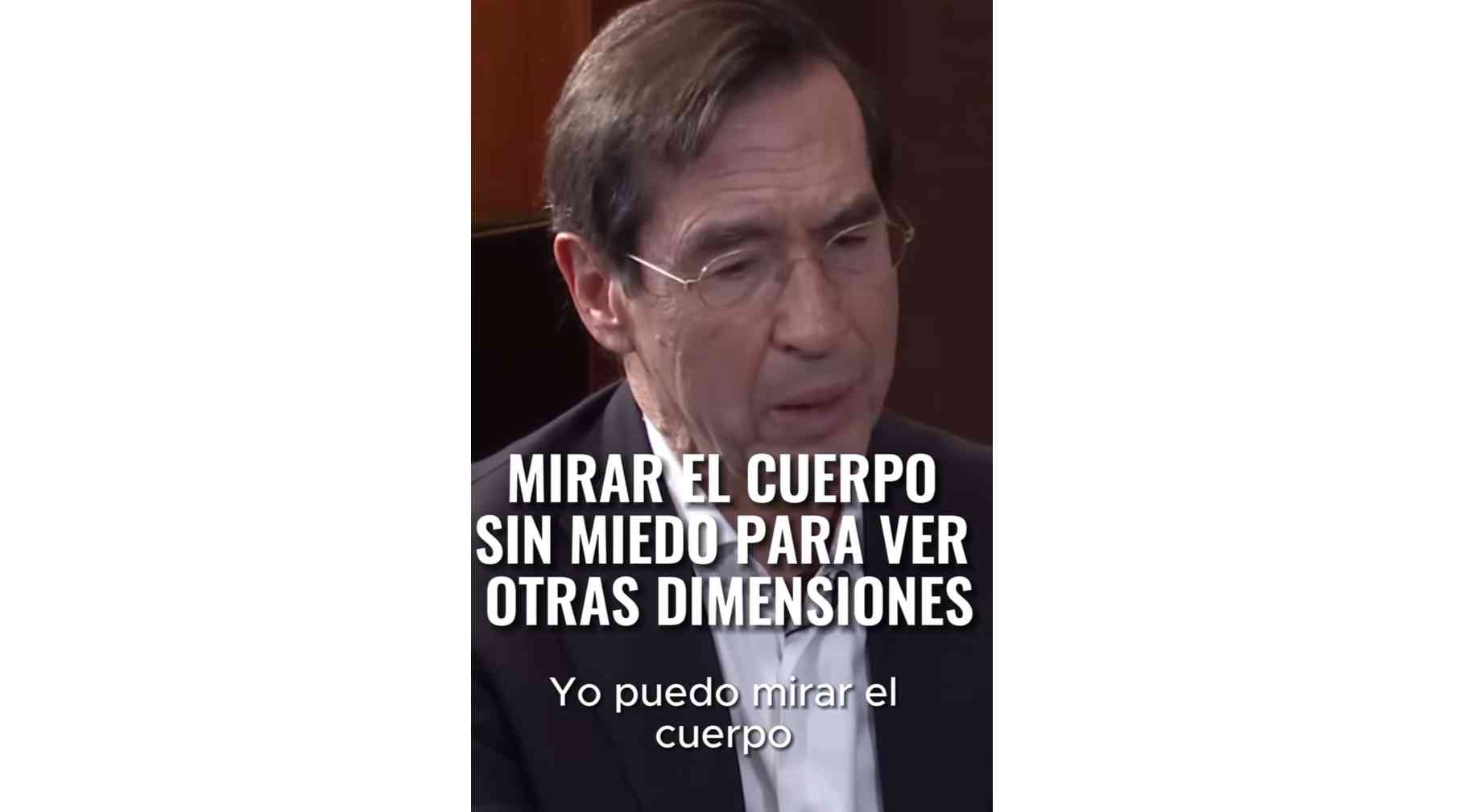 Mirar el cuerpo para ver otras dimensiones 
