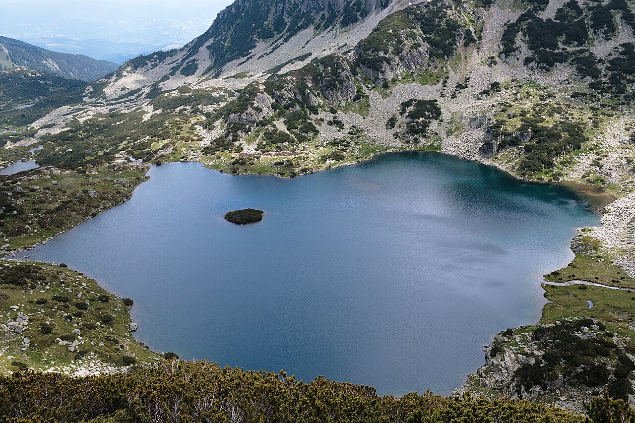 Popovo Lake