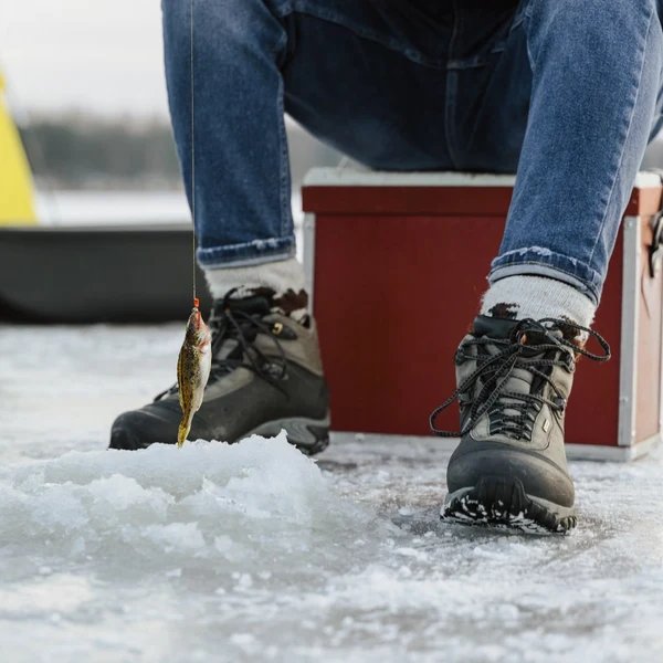 Best Ice Fishing Lakes in the United States for Anglers