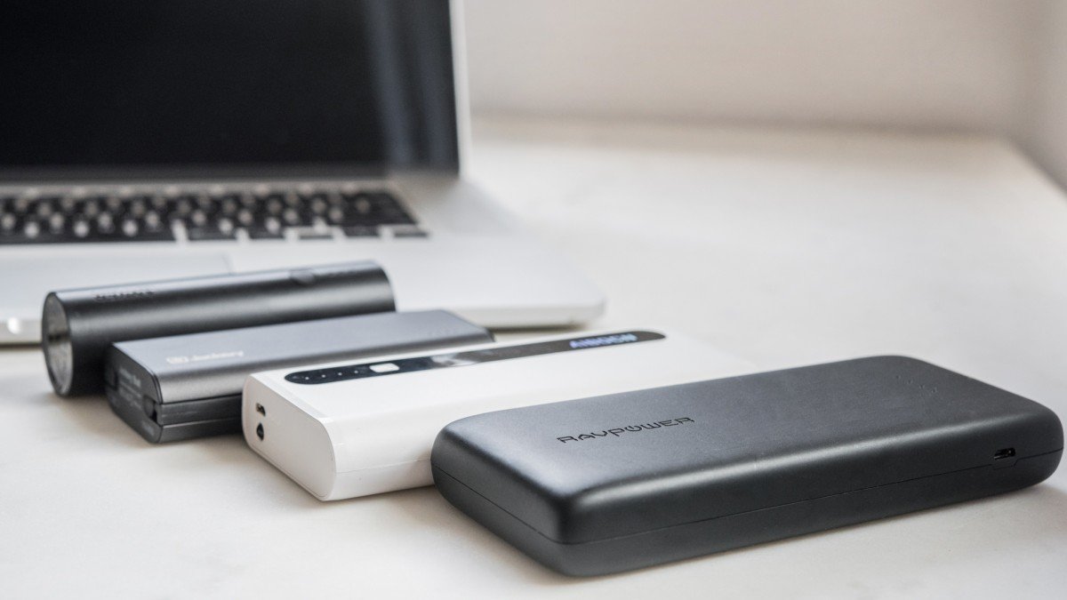 Best Power Banks for Phones & Laptops | TechGearLab