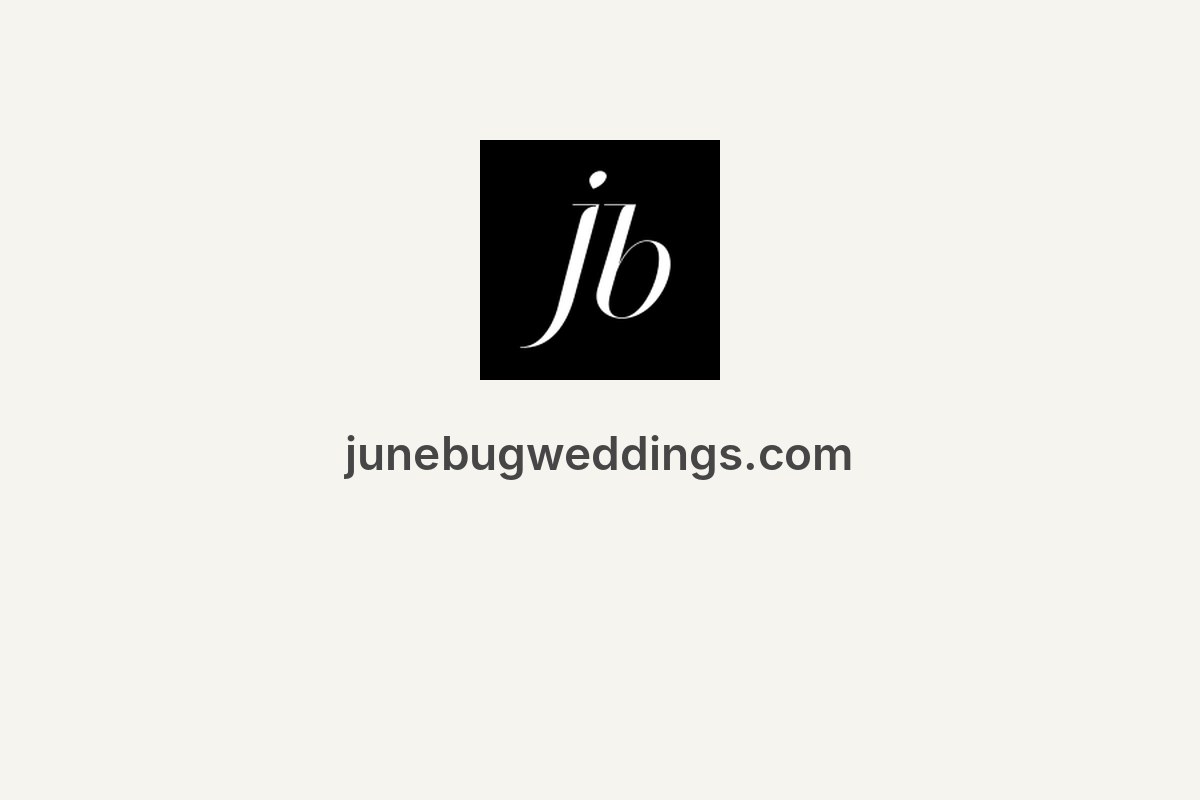 Ultimate Guide To Planning A Destination Wedding | Junebug Weddings