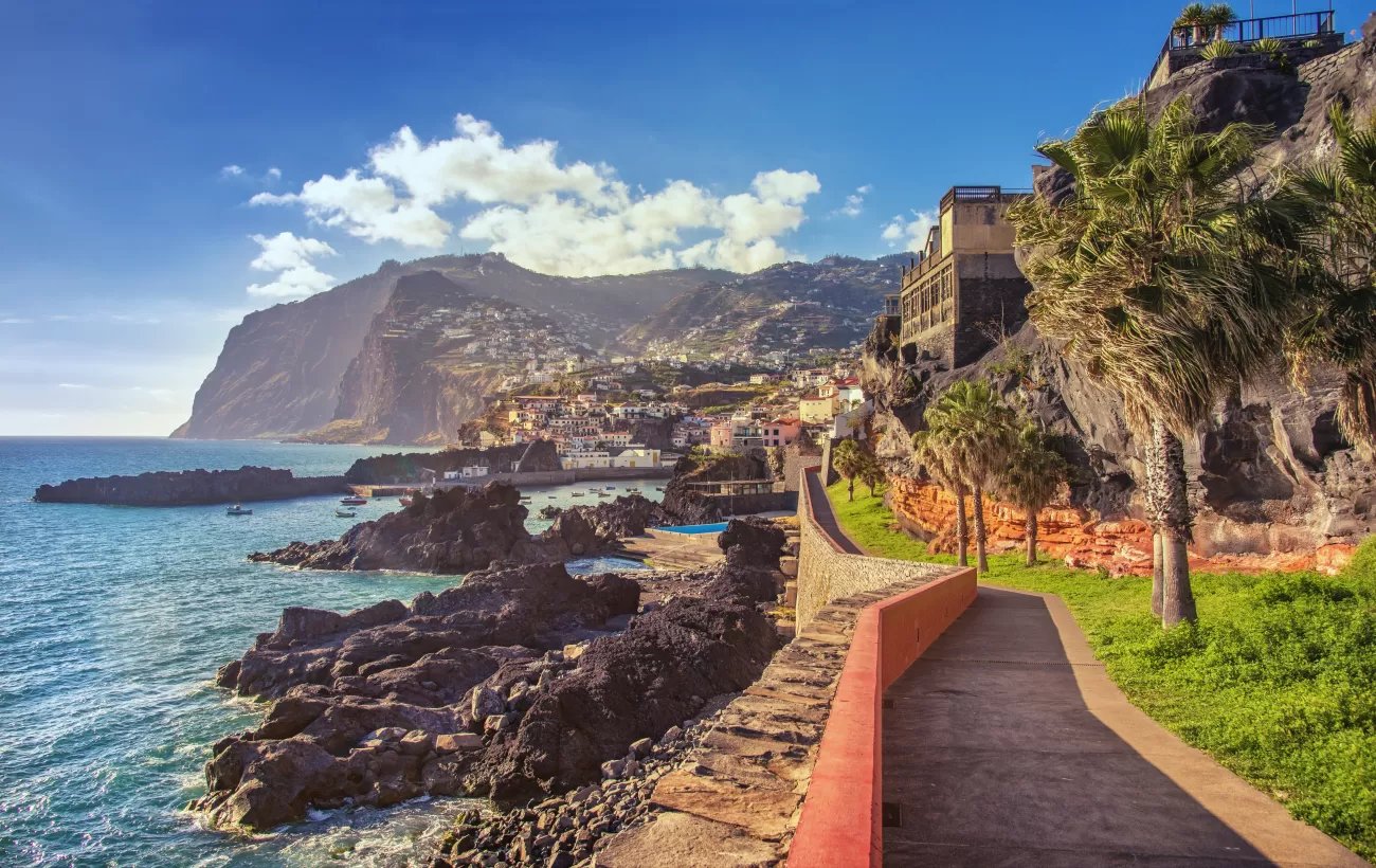 Top 10 Places to See in Portugal - Must-See Attractions & Experiences