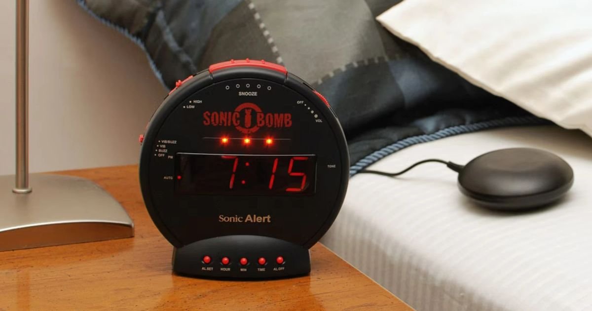 7 Best Alarm Clocks for a Screen-Free Bedroom