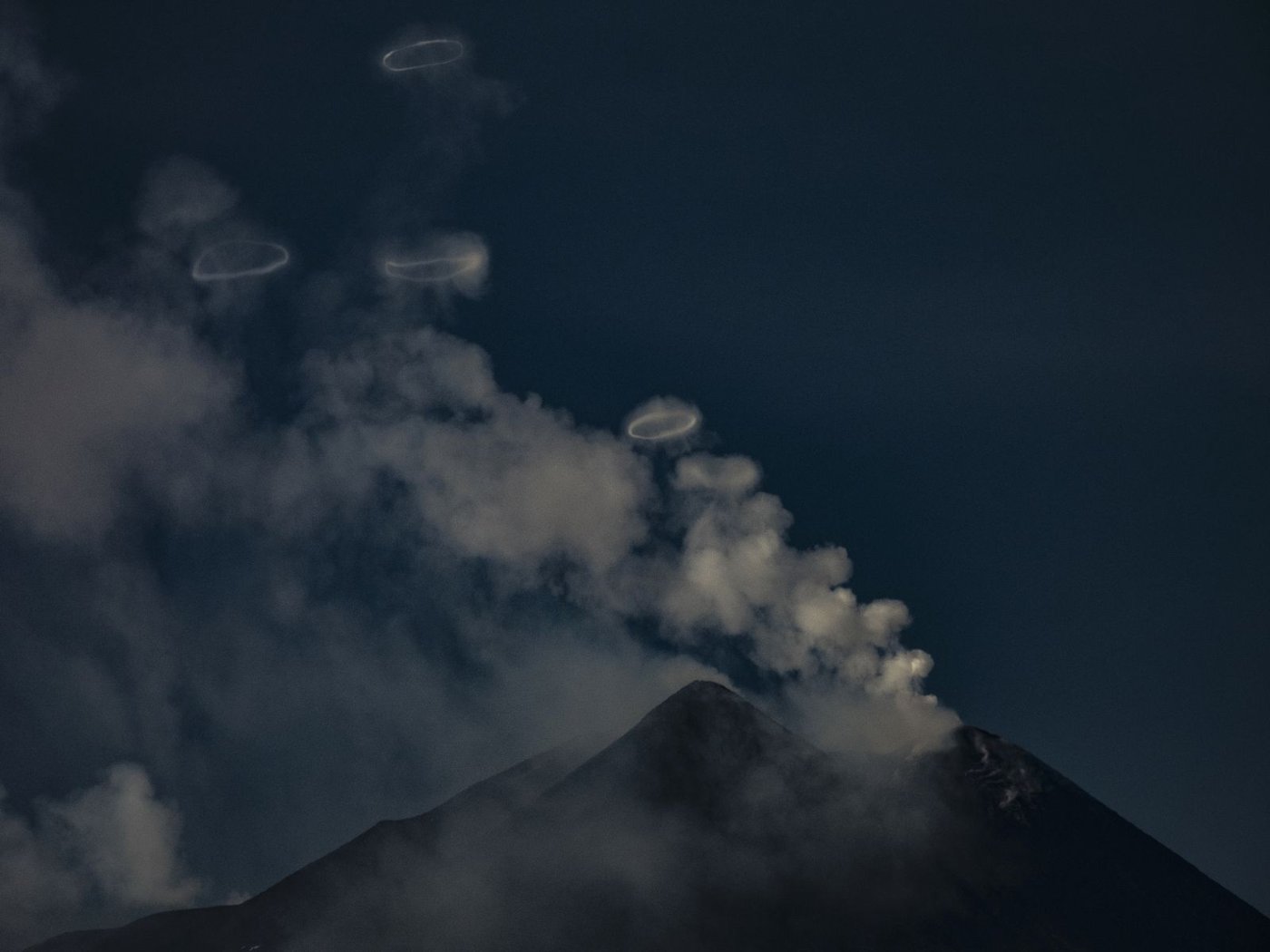 Mount Etna Puffs 'Smoke Rings' Into the Sky