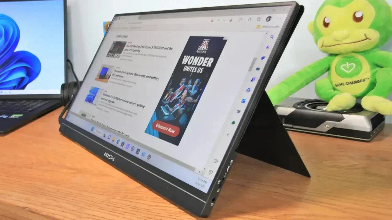 Portable Monitor Power Explained: USB-C vs External Power