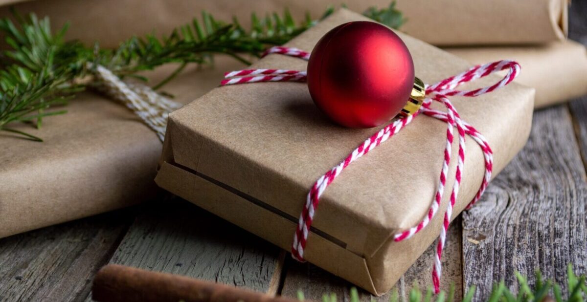 Our 2025 Holiday Gift Guide: The Best Gifts for Travelers
