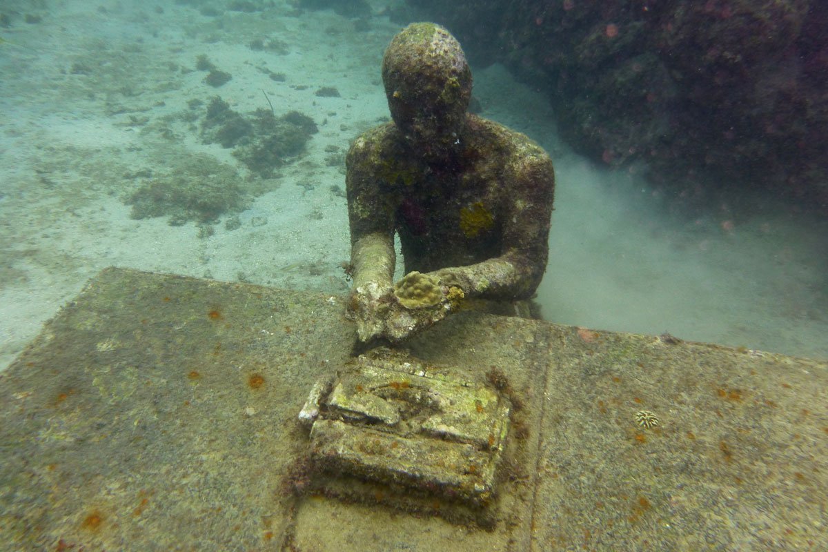 Seeking Scuba, Sculpture, and Spice in Grenada