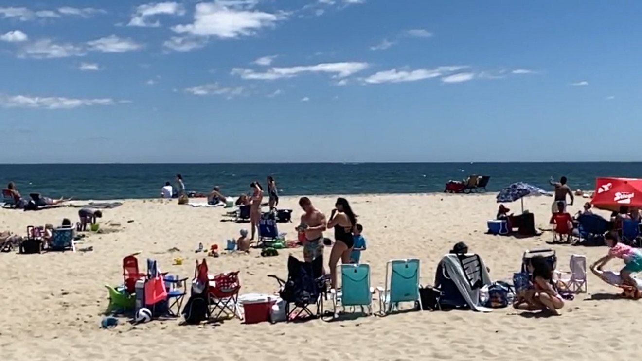 Consumer Reports: Best waterproof speaker for pool or beach