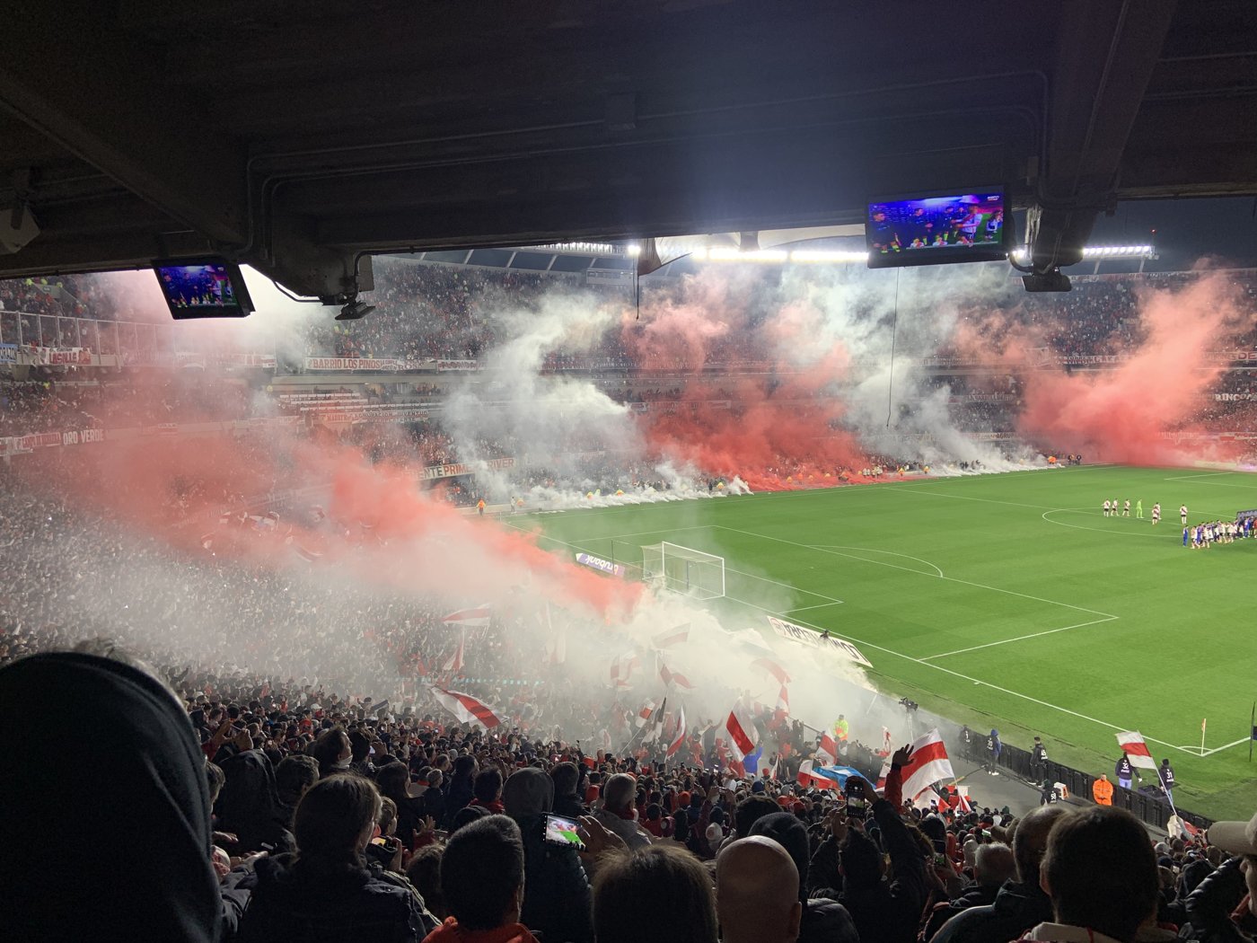 This is the experience of living the Boca and River matches as just another fan