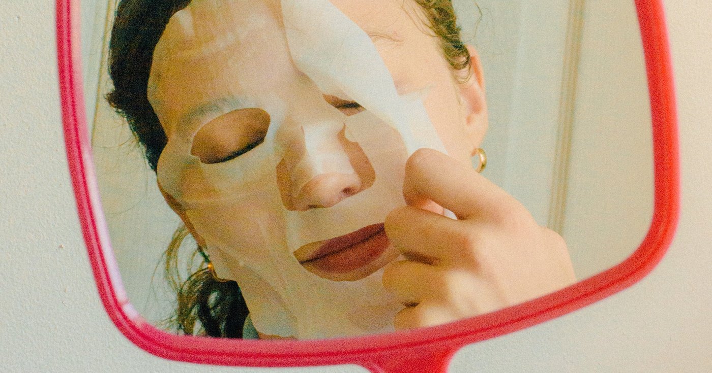A Dermatologist Told Me To Make These Skincare Resolutions In 2025