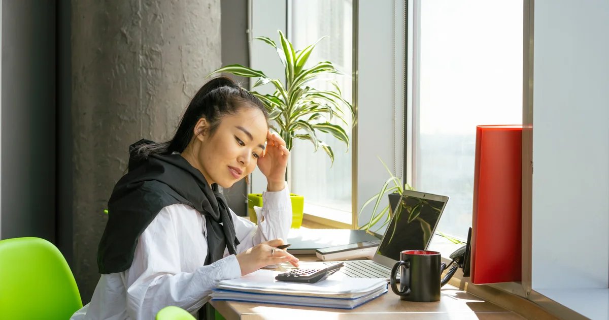 25 Best Side Hustle Ideas to Make Extra Money in 2026